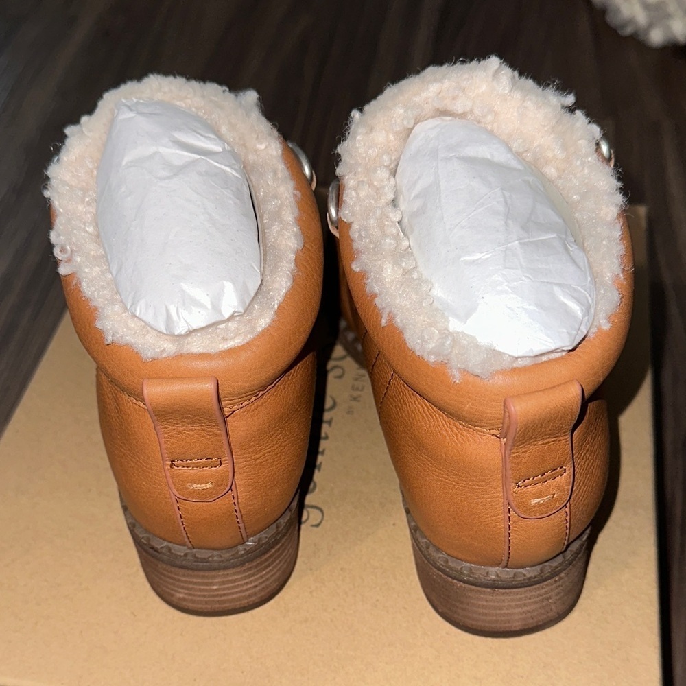 Gentle Souls Faux Shearling Lace-Up Ankle | Tan & Cream | Size 7 | New With Box - Picture 4 of 5